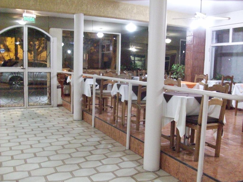Hotel Rio Diamante Сан Рафаел Екстериор снимка